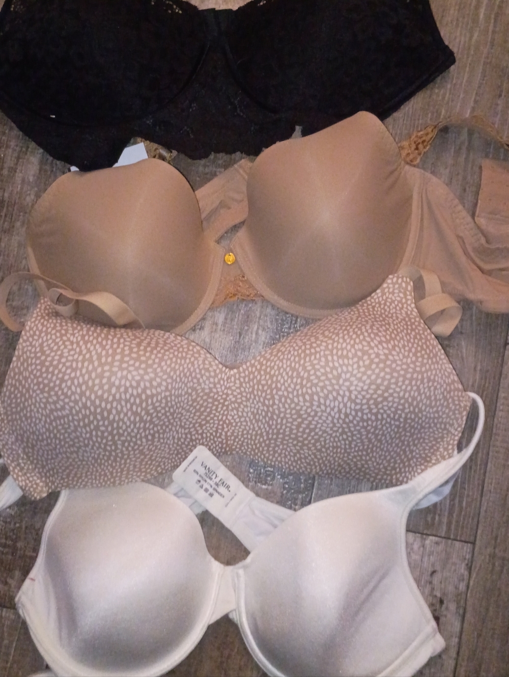 Vanity Fair Bras Neutral Toned Smooth T-Shirt Bra - Nude/Beige